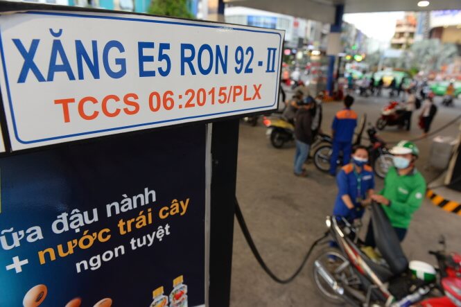 Etanol dùng để pha chế xăng sinh học E5