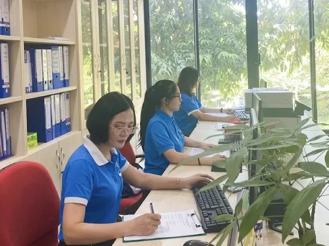 Văn phòng trụ sở